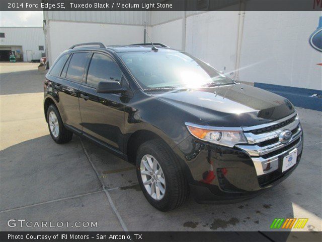 2014 Ford Edge SE in Tuxedo Black