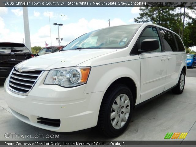 2009 Chrysler Town & Country LX in Stone White