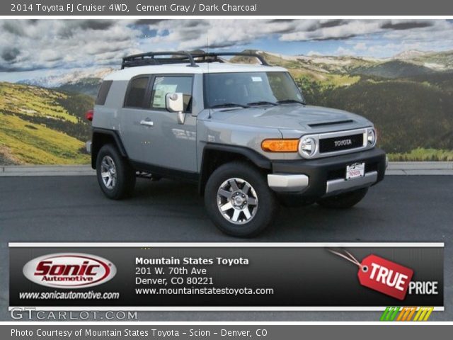 2014 Toyota FJ Cruiser 4WD in Cement Gray