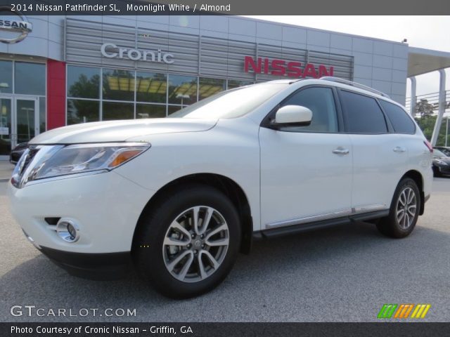 2014 Nissan Pathfinder SL in Moonlight White