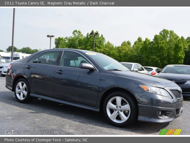 2011 Toyota Camry SE in Magnetic Gray Metallic