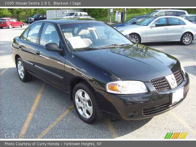 2005 Nissan Sentra 1.8 S in Blackout