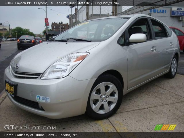 2004 Toyota Prius Hybrid in Millenium Silver Metallic