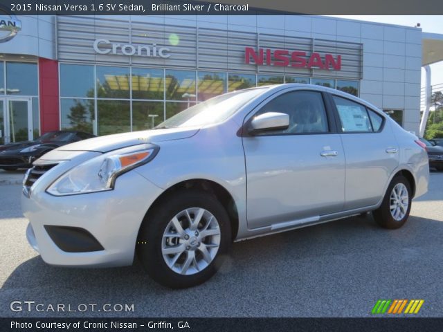 2015 Nissan Versa 1.6 SV Sedan in Brilliant Silver