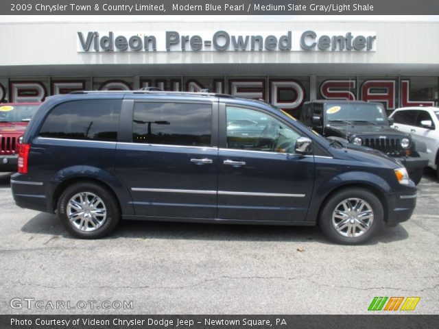 2009 Chrysler Town & Country Limited in Modern Blue Pearl