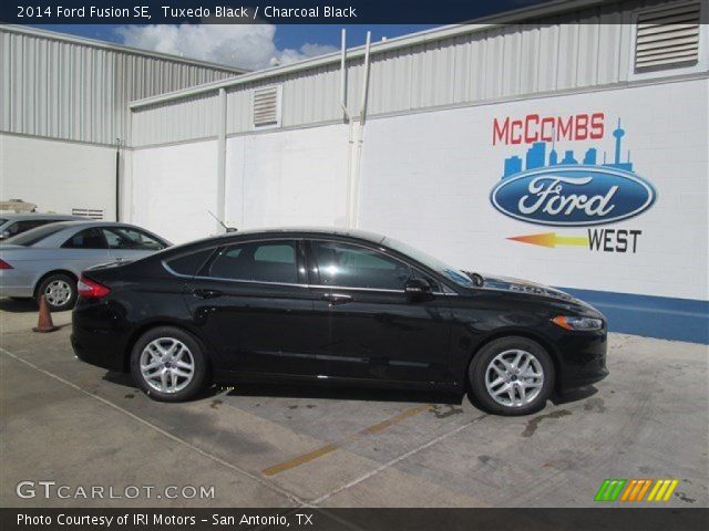 2014 Ford Fusion SE in Tuxedo Black