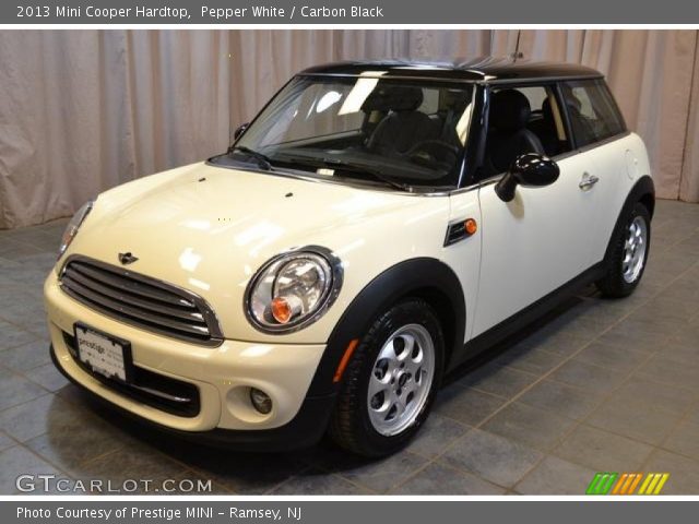 2013 Mini Cooper Hardtop in Pepper White