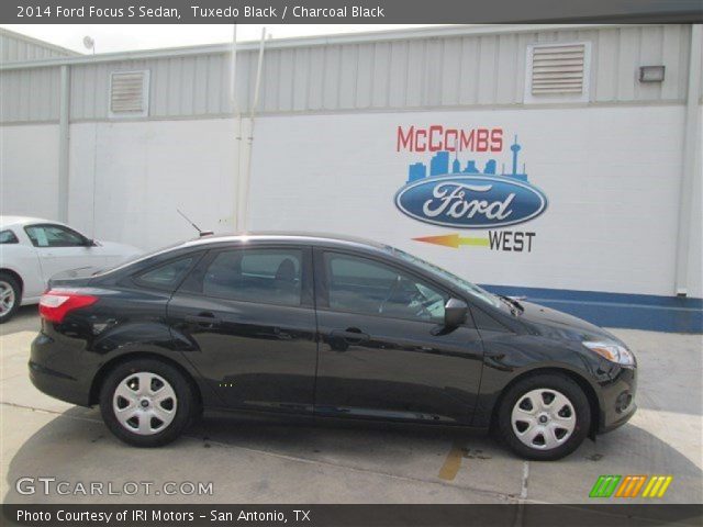2014 Ford Focus S Sedan in Tuxedo Black