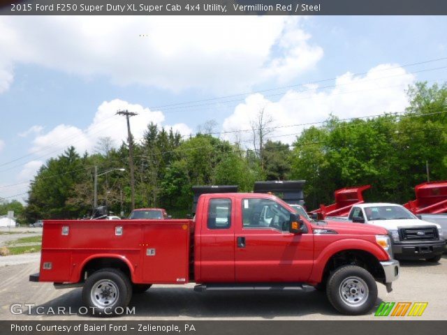 2015 Ford F250 Super Duty XL Super Cab 4x4 Utility in Vermillion Red
