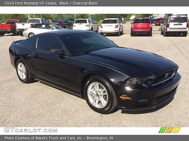 2014 Ford Mustang V6 Coupe in Black