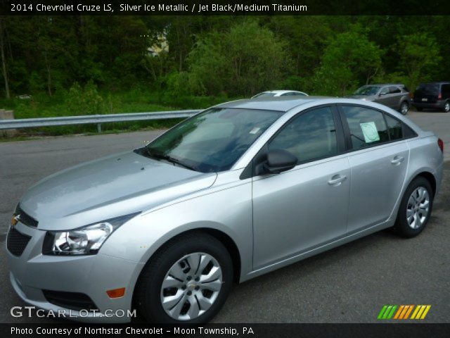 2014 Chevrolet Cruze LS in Silver Ice Metallic