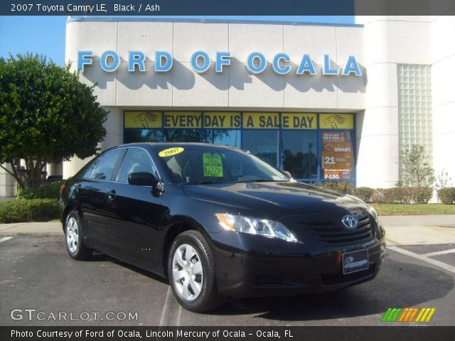 2007 Toyota Camry LE in Black