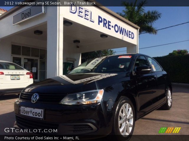 2012 Volkswagen Jetta SE Sedan in Black