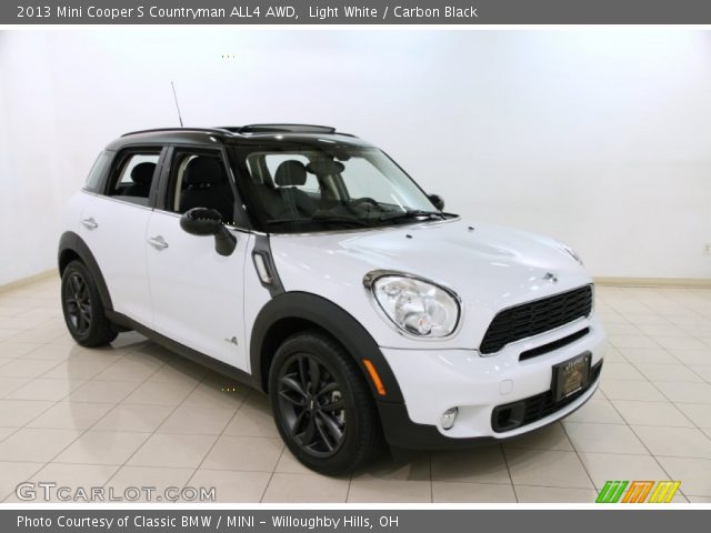2013 Mini Cooper S Countryman ALL4 AWD in Light White