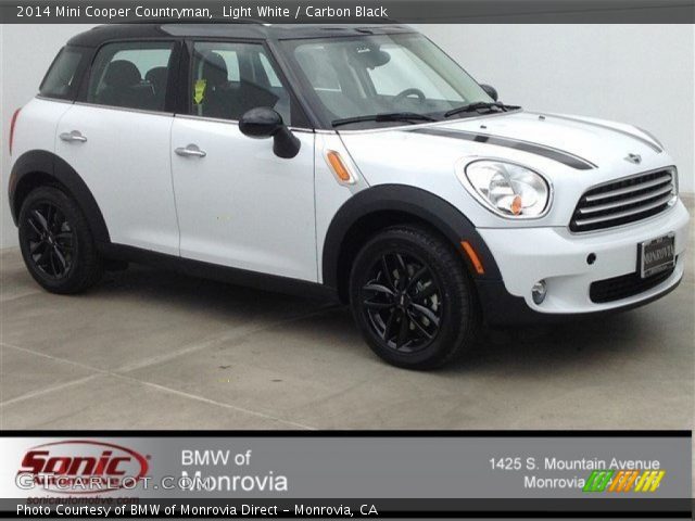 2014 Mini Cooper Countryman in Light White