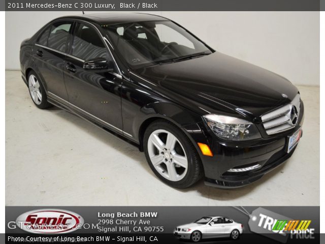 2011 Mercedes-Benz C 300 Luxury in Black