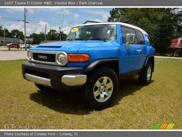 2007 Toyota FJ Cruiser 4WD in Voodoo Blue
