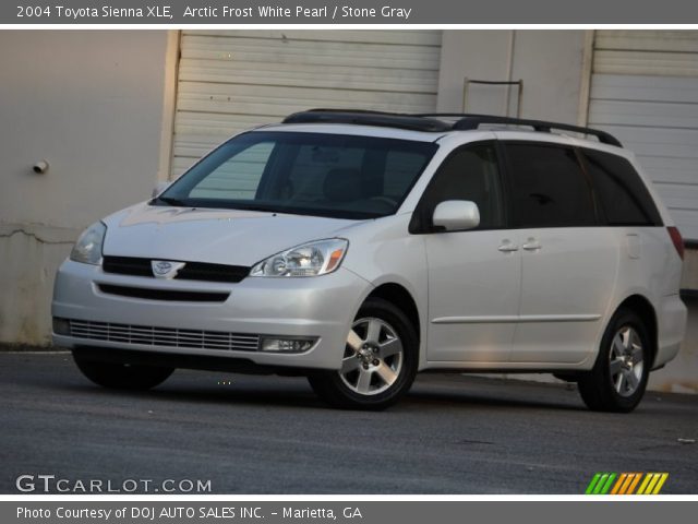 2004 Toyota Sienna XLE in Arctic Frost White Pearl