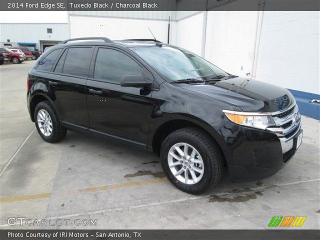 2014 Ford Edge SE in Tuxedo Black