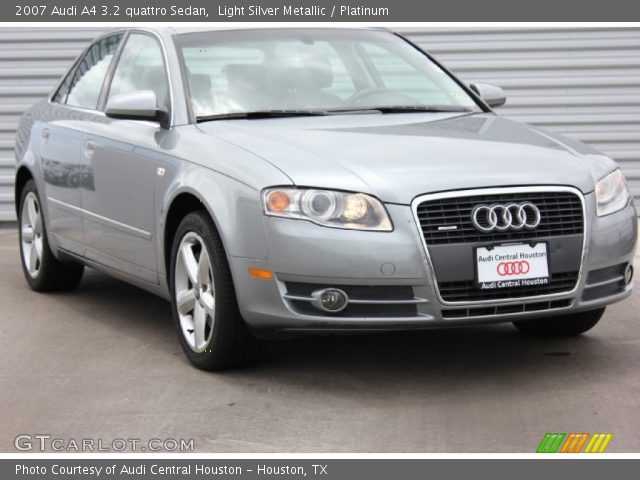 2007 Audi A4 3.2 quattro Sedan in Light Silver Metallic
