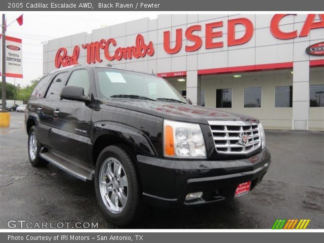 2005 Cadillac Escalade AWD in Black Raven