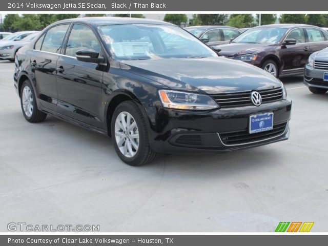 2014 Volkswagen Jetta SE Sedan in Black