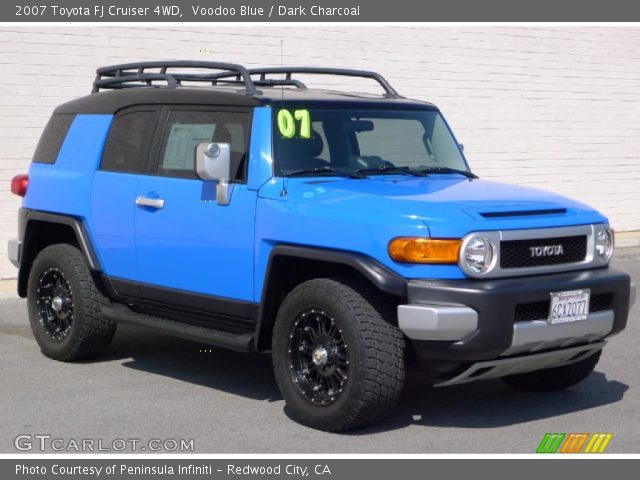 2007 Toyota FJ Cruiser 4WD in Voodoo Blue