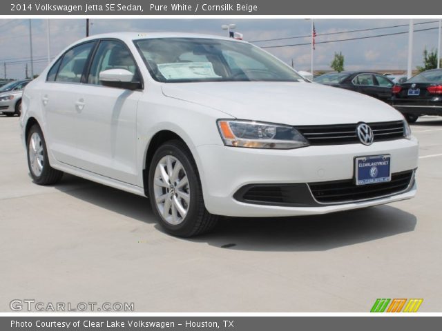 2014 Volkswagen Jetta SE Sedan in Pure White