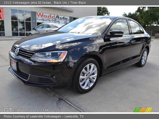 2013 Volkswagen Jetta SE Sedan in Black Uni