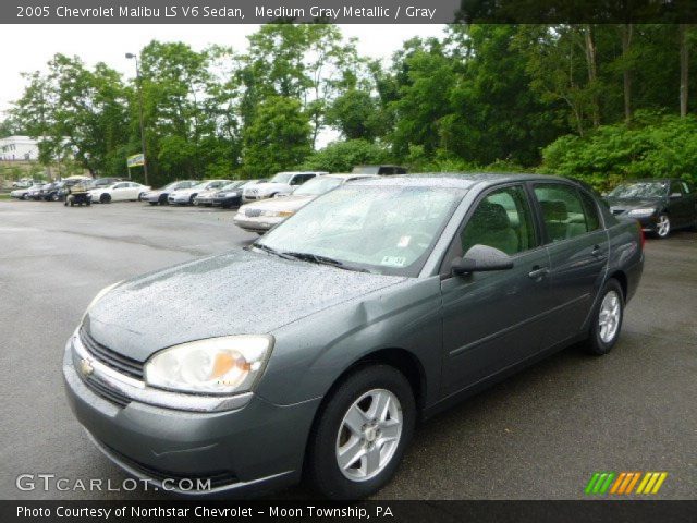 2005 Chevrolet Malibu LS V6 Sedan in Medium Gray Metallic