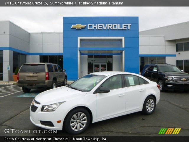 2011 Chevrolet Cruze LS in Summit White