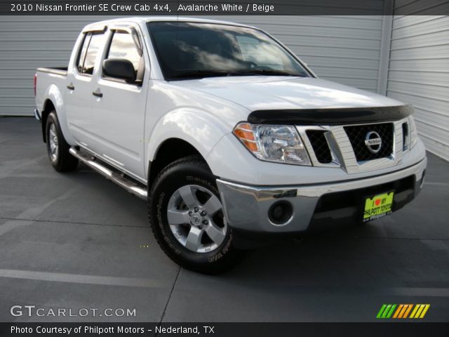 2010 Nissan Frontier SE Crew Cab 4x4 in Avalanche White