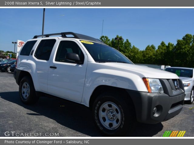 2008 Nissan Xterra S in Silver Lightning