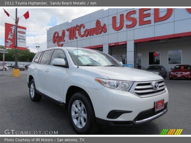 2011 Toyota Highlander  in Sandy Beach Metallic