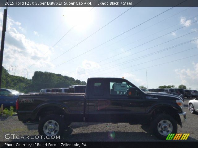 2015 Ford F250 Super Duty XLT Super Cab 4x4 in Tuxedo Black