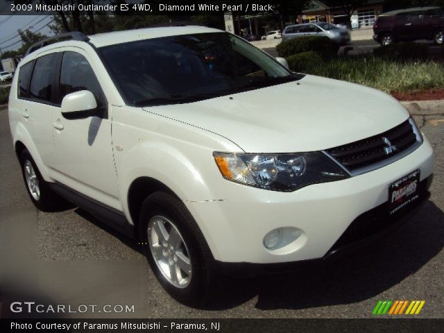 2009 Mitsubishi Outlander ES 4WD in Diamond White Pearl