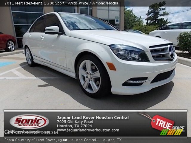 2011 Mercedes-Benz C 300 Sport in Arctic White