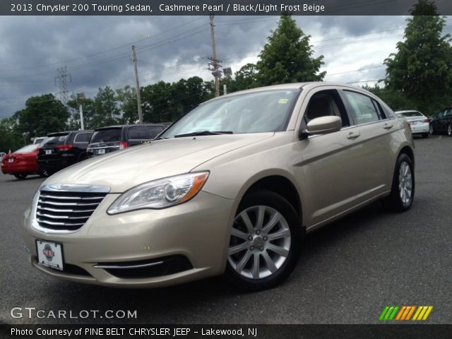 2013 Chrysler 200 Touring Sedan in Cashmere Pearl