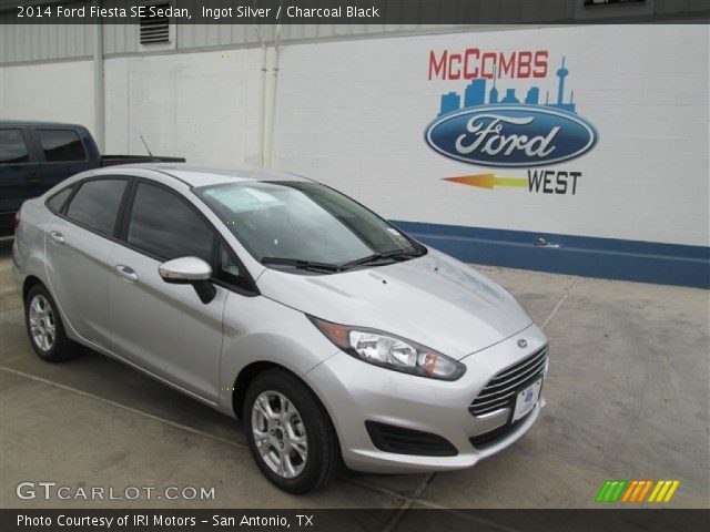 2014 Ford Fiesta SE Sedan in Ingot Silver
