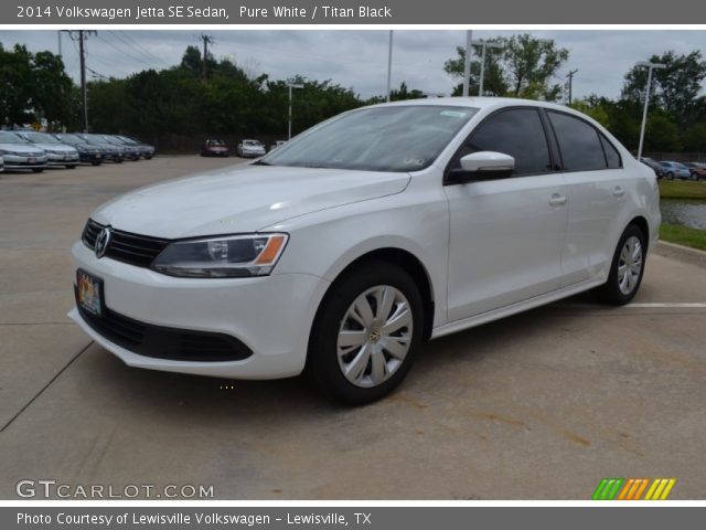 2014 Volkswagen Jetta SE Sedan in Pure White