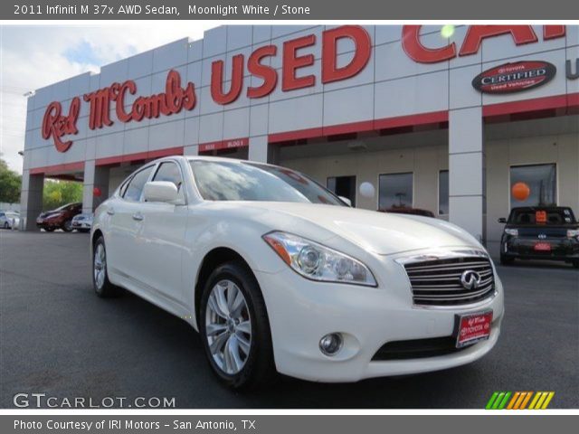 2011 Infiniti M 37x AWD Sedan in Moonlight White