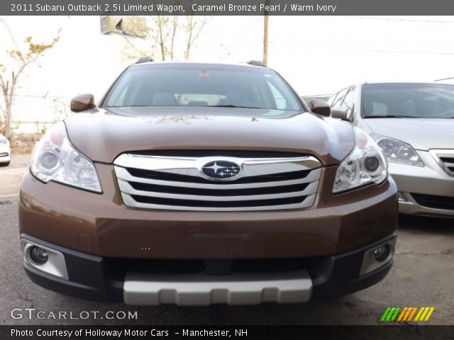 2011 Subaru Outback 2.5i Limited Wagon in Caramel Bronze Pearl