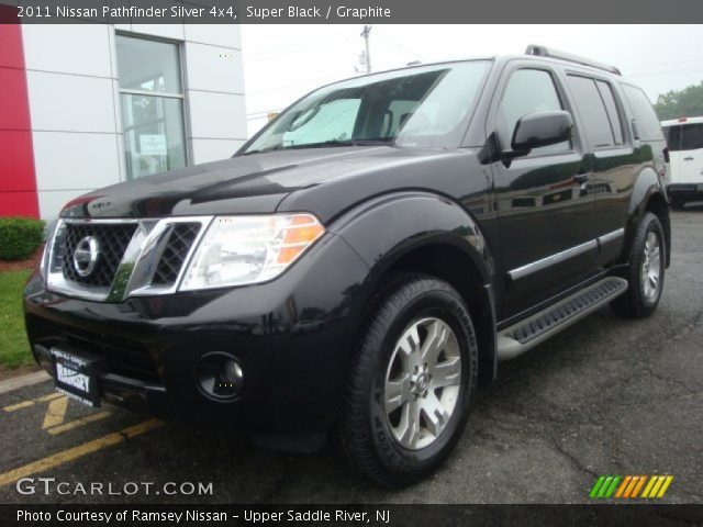 2011 Nissan Pathfinder Silver 4x4 in Super Black