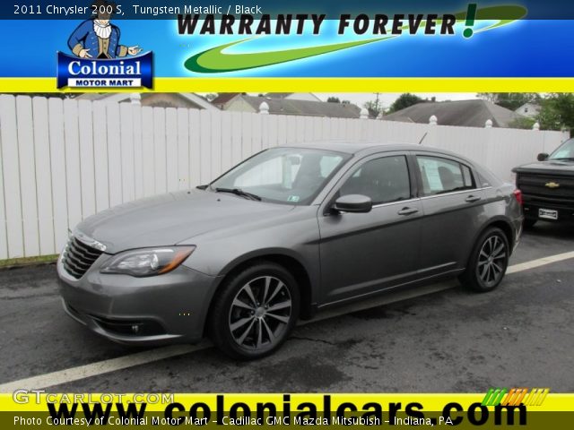 2011 Chrysler 200 S in Tungsten Metallic