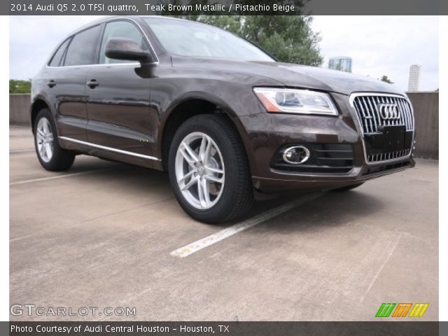 2014 Audi Q5 2.0 TFSI quattro in Teak Brown Metallic