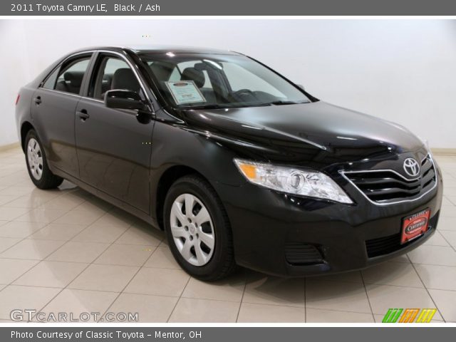 2011 Toyota Camry LE in Black