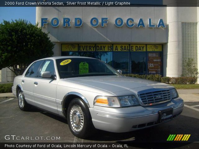 2000 Ford Crown Victoria Sedan in Silver Frost Metallic