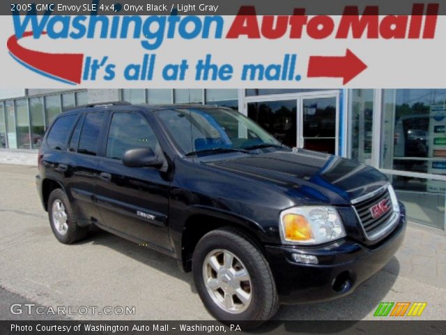 2005 GMC Envoy SLE 4x4 in Onyx Black