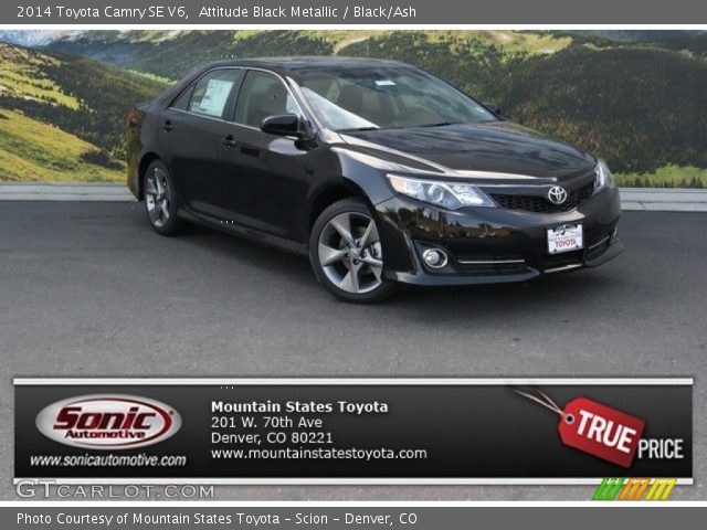 2014 Toyota Camry SE V6 in Attitude Black Metallic