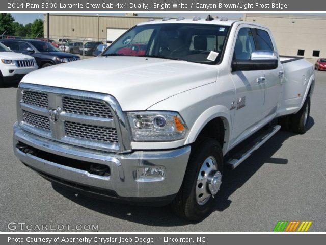 2014 Ram 3500 Laramie Crew Cab 4x4 Dually in Bright White